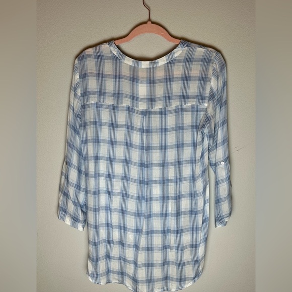 Just In Time Plaid Wrap Top- Blue & White - Picture 9 of 14